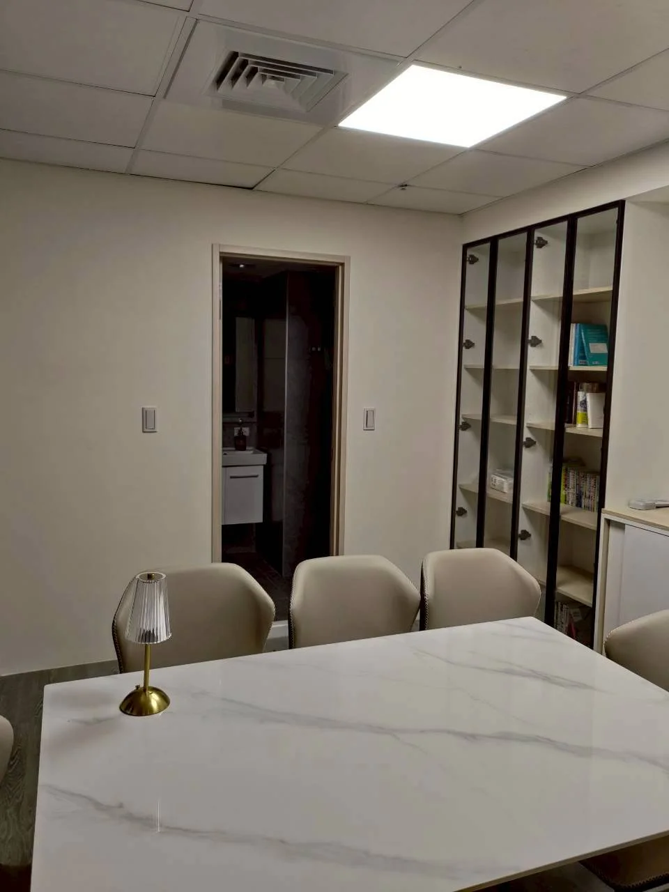 努比書屋空間全景